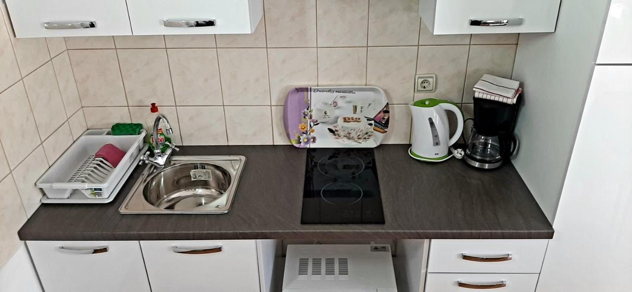Ema & Sea Apartment'S Πούλα Εξωτερικό φωτογραφία