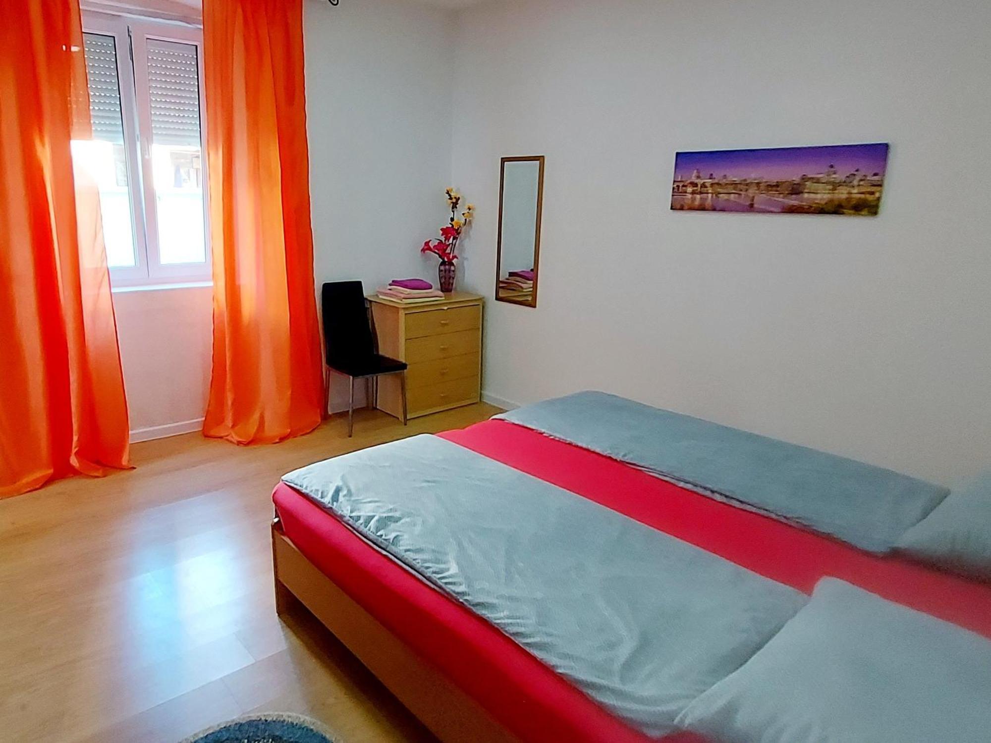 Ema & Sea Apartment'S Πούλα Εξωτερικό φωτογραφία